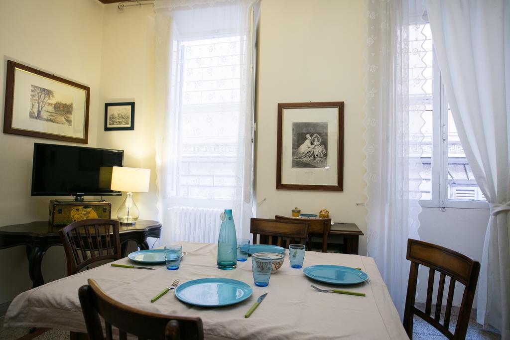 Vicolo Vecchio 59 * Roma
